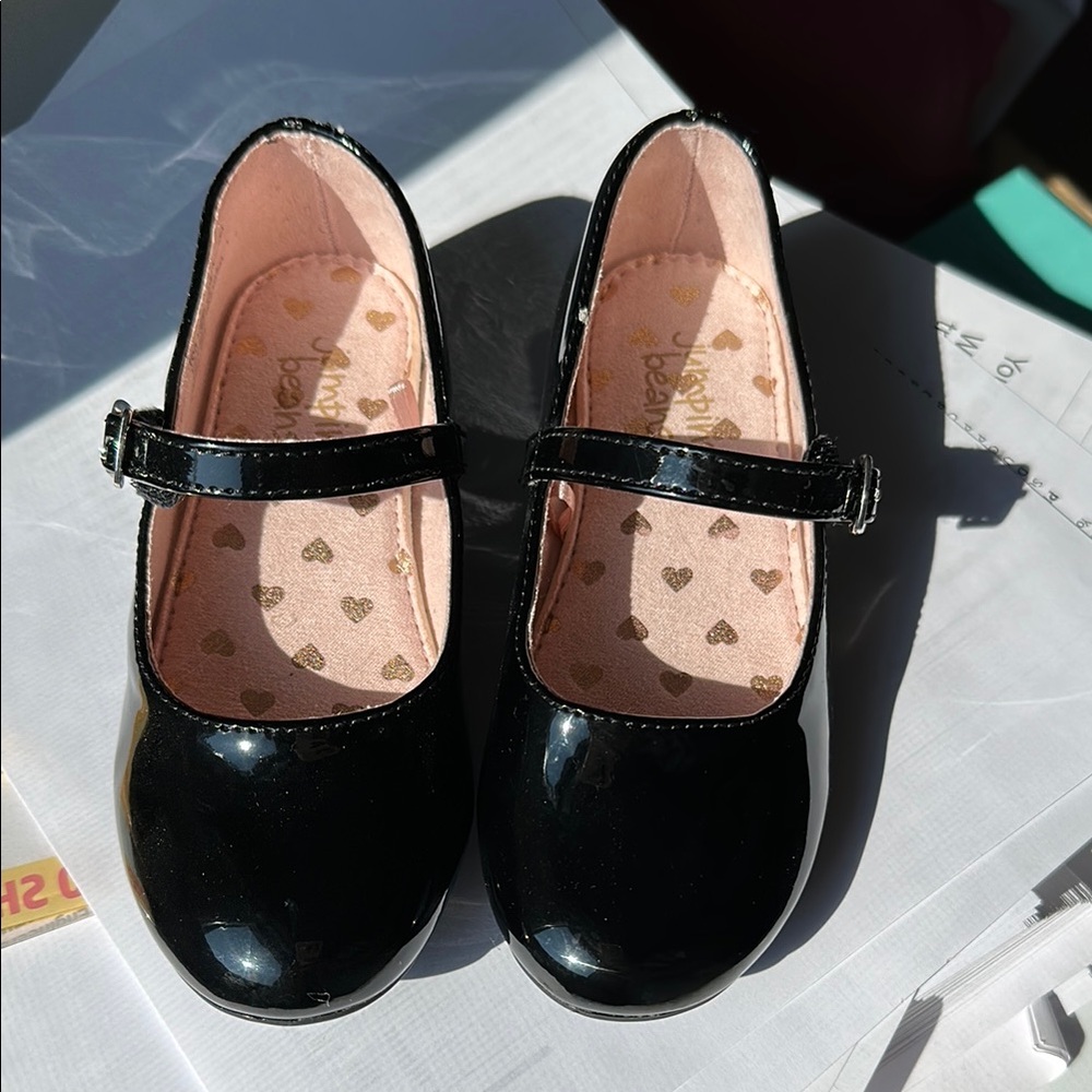 BRAND NEW Size 9 | Mary Jane Shoes